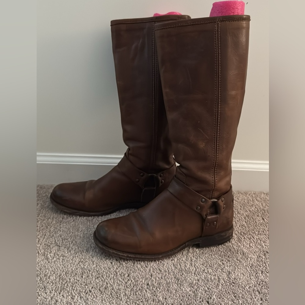 7.5 Frye Buckle Boots
